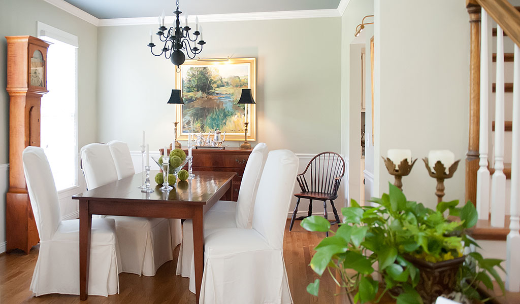 Dining Room with Hardwood Floors Decorologist-1